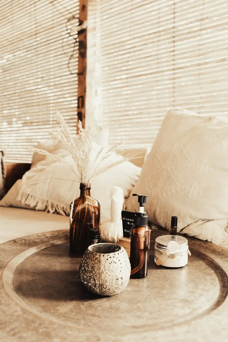 Ambiance spa, flacons et bougies